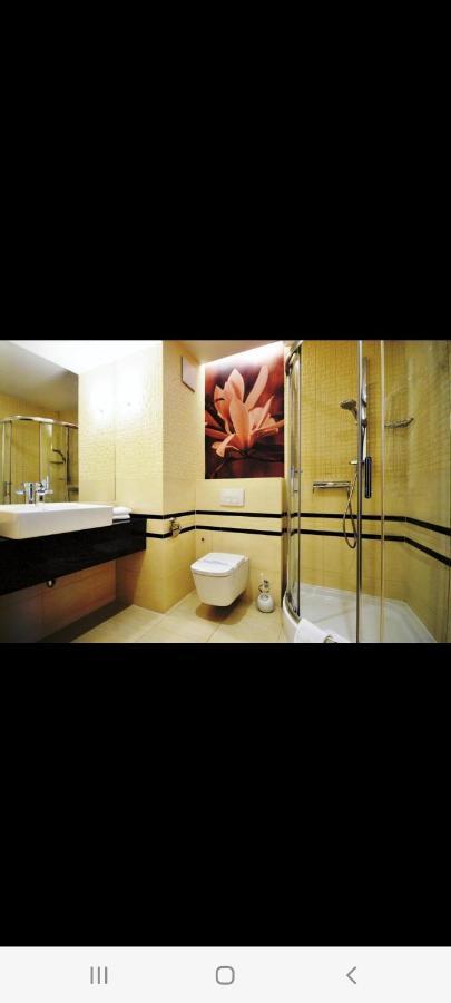 Apartament 2 Pokojowy Prywatny Z Aneksem Kuchennym W Hotelu Diva Kołobrzeg Eksteriør billede