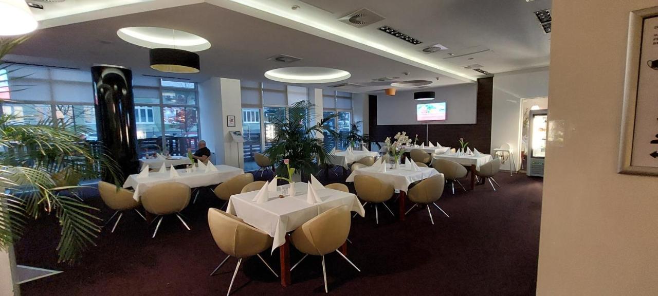 Apartament 2 Pokojowy Prywatny Z Aneksem Kuchennym W Hotelu Diva Kołobrzeg Eksteriør billede
